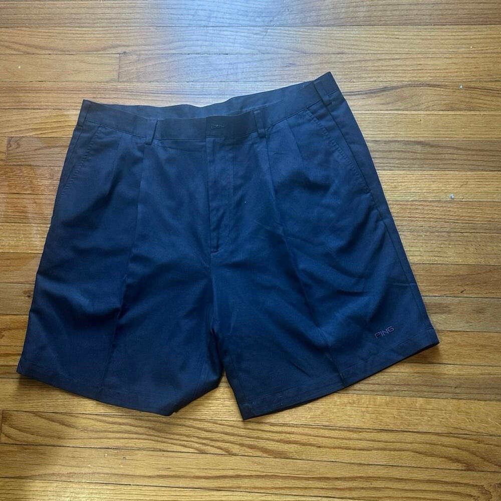 PING Blue Pleated Golf Shorts – Men’s Size 40